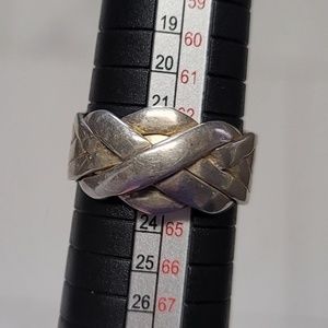sterling silver puzzle ring - has been worn to not come undone - size appr 10.5